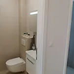 شقة Molly