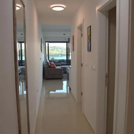Molly Apartment